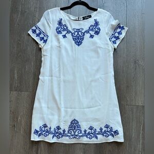 NWT Lulus Embroidered Summer Dress Size Large